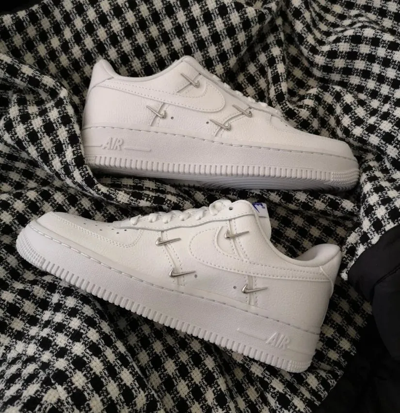 [清倉特惠] Nike Air Force 1 07 Lx White
