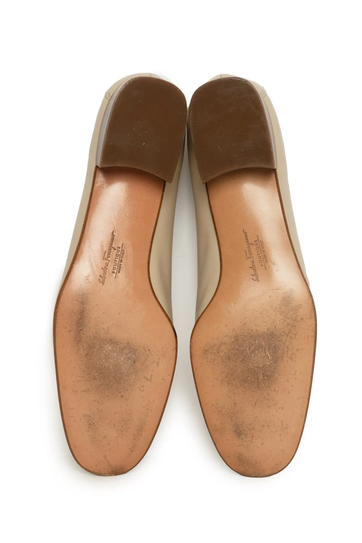 Salvatore Ferragamo Size 7.5 Block Heel Horsebit Loafers