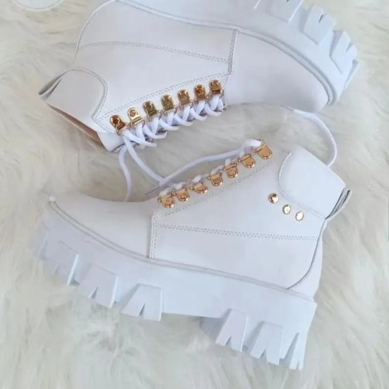 Women chunky platform boots | Non slip studded ankle boots | Round toe lace up boots